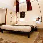 Ξενοδοχείο Il Convento Dei Fiori Di Seta 4*