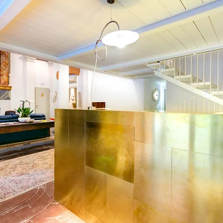 ホテル イル コンベント デイ フィオーリ ディ セタ 4*