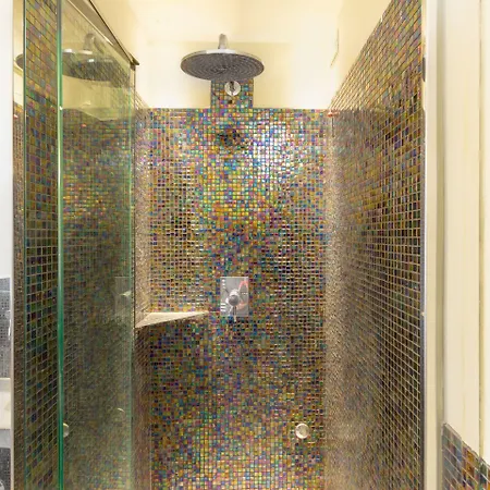 ホテル イル コンベント デイ フィオーリ ディ セタ 4*