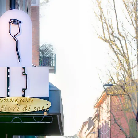 ホテル イル コンベント デイ フィオーリ ディ セタ ボローニャ